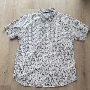 Ben Sherman Short Sleeve Button-Up Shirt L – Micro Print Casual Dress Shirt